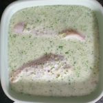 Schaal met panga in kruidige kokossaus