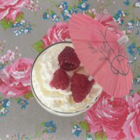keto chia vanille pudding met slagroom
