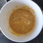 Beker met beslag voor snelle broodjes