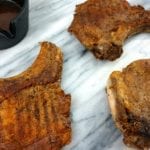 ribkarbonade met een kannetje jus