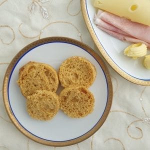 Lijnzaadbroodjes