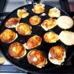 Poffertjes omdraaien
