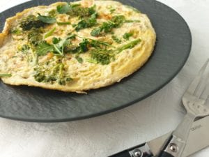 Omelet met garnalen en broccoli 4