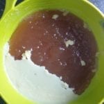 Gelatine bovenop de bouillon
