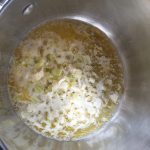 knoflook in boter bakken