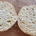 Textuur van een keto hamburgerbroodje