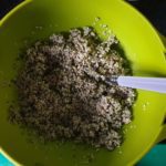 meng het citroensap door het hennepzaad