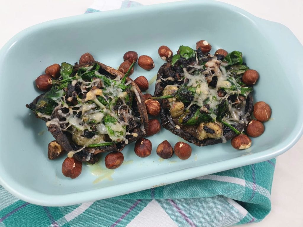 Ovenschaal met gevulde portobellos