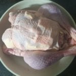 Ovenschaal met gevulde kalkoen