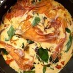 Meerdere plakken parma ham in het beslag