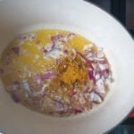 Braadpan met ui en kerriepoeder