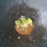 Wok met komijnzaad, chili peper en gember-knoflook