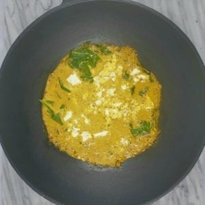 Zwarte wok met Paneer Korma