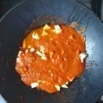 Wok met paneer in saus