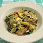 Courgette penne alla carbonara Courgette penne alla carbonara