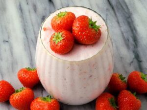 Haagse bluf met aardbeien (FA)